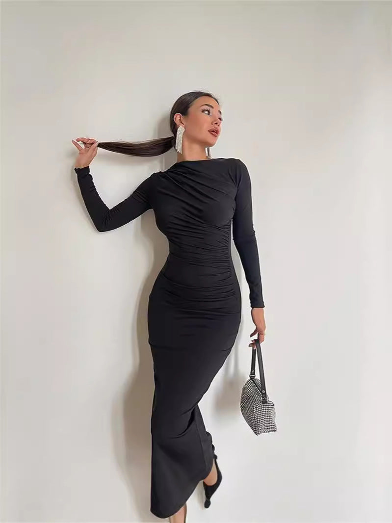 Dame elegant og tætsiddende langærmet kjole med draperingsdetaljer Stilla