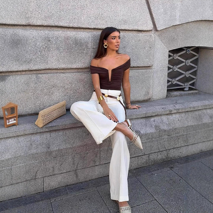 Dame Off-Shoulder Top med elegant Draperingsdesign Stilla