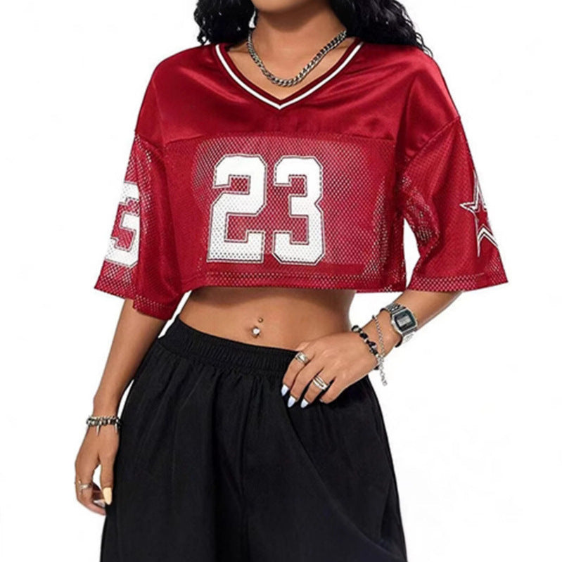 Dame sporty crop top lavet af åndbart mesh-materiale med nummer CD-Skovae