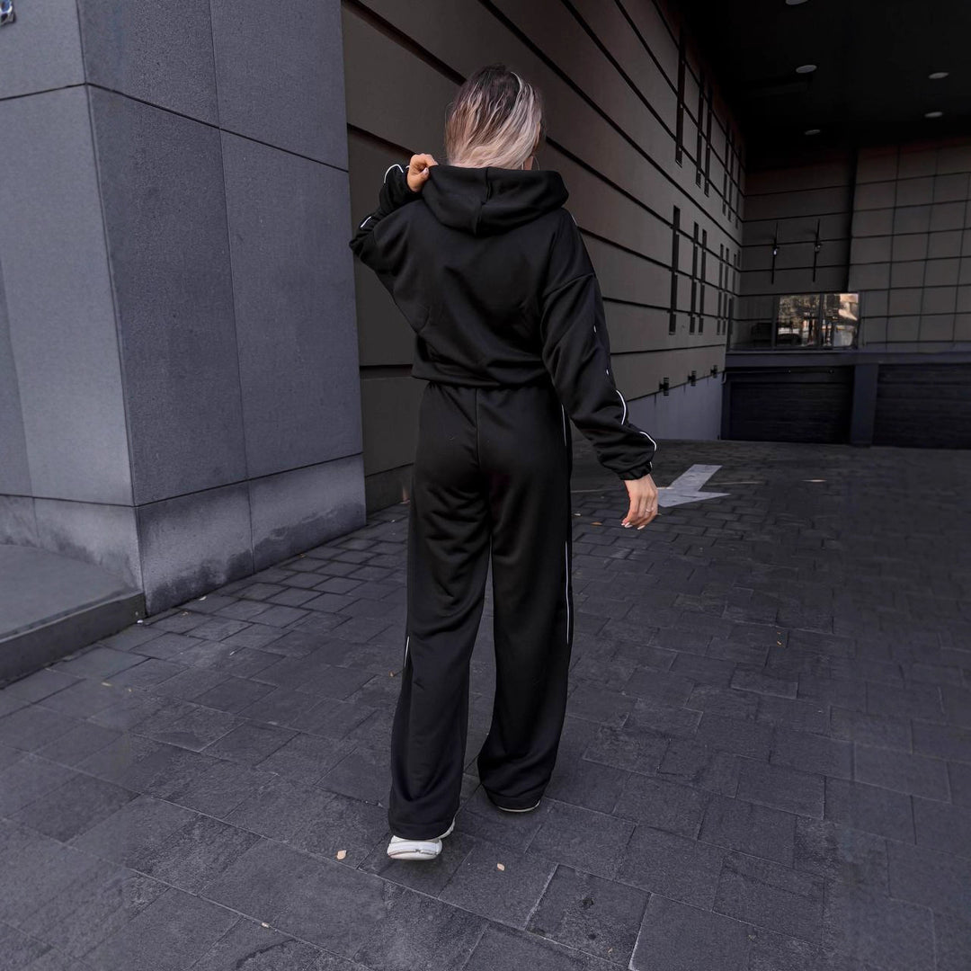 Kvinders sporty loungewear sæt med hætte og brede bukser Skovae