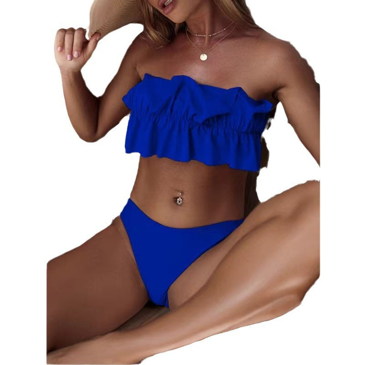 Dame Bandeau-bikini-sæt med elegant flæse-design og høj benudskæring Stilla