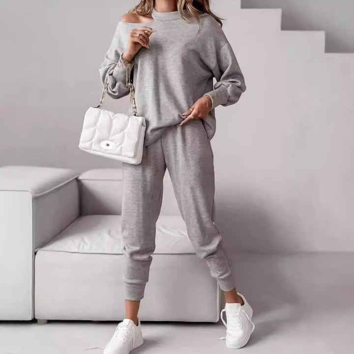 Dame casual sæt med off-shoulder og praktiske lommer Stiila