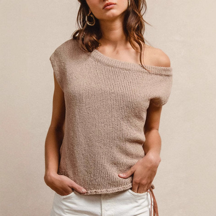 Dame Plejelet Strik-Overdel med asymmetrisk Uddannelse og luftig Struktur Stilla
