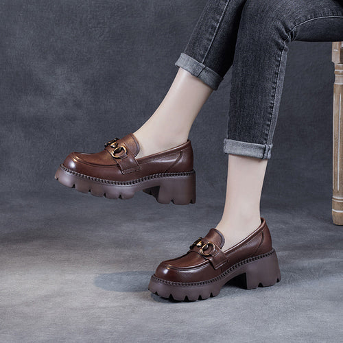 Dame Chunky Slipper med dekorativ kædedetalje Stilla
