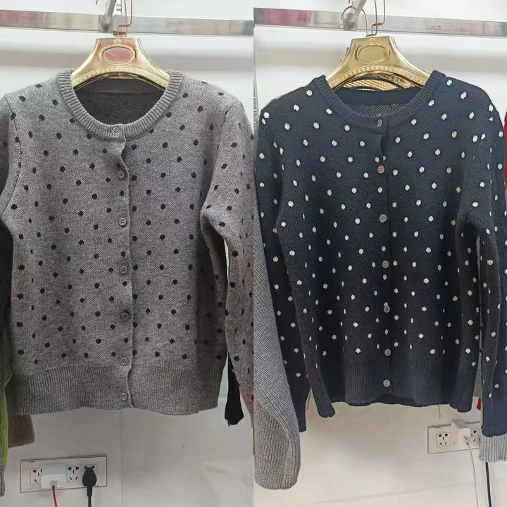 Kvinders cardigan med prikket design og blødt materiale Stilla