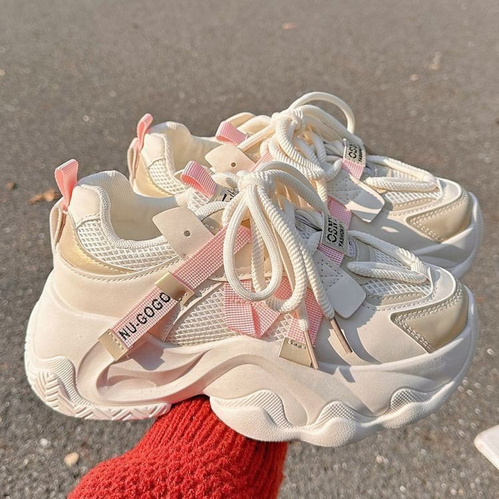 Dame sneakers med moderigtigt mesh-design og ergonomisk dæmpning Stilla
