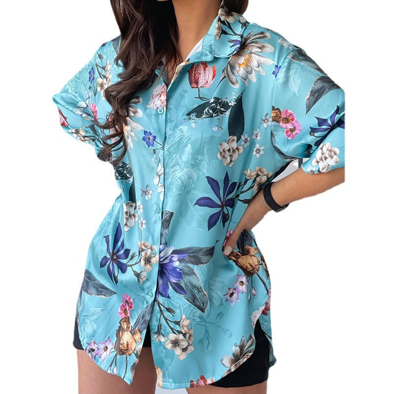 Damebluse med blomster-mønsterblanding og afslappet pasform Stilla