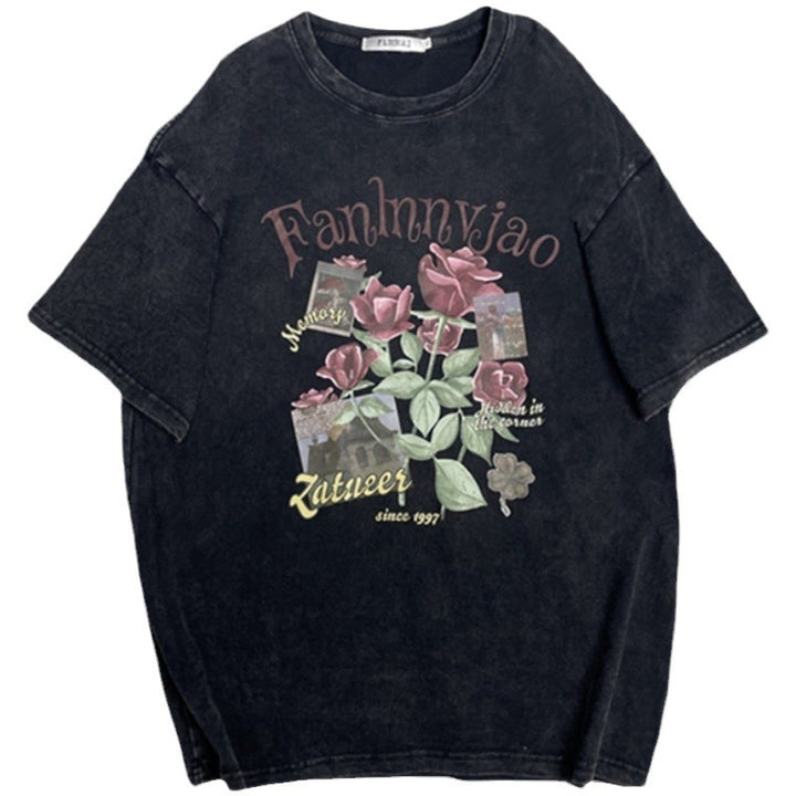 Dame T-shirt med eksklusivt rosenmotiv og afslappet oversized snit Stilla