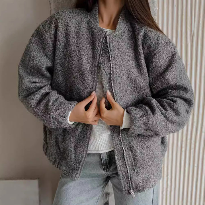 Dame overgangsjakke i varmt teddy-fleece med praktiske lommer og elastiske manchetter Stilla