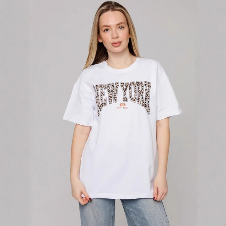 Dame afslappet T-shirt med iøjnefaldende New York leopardtrykt Stilla