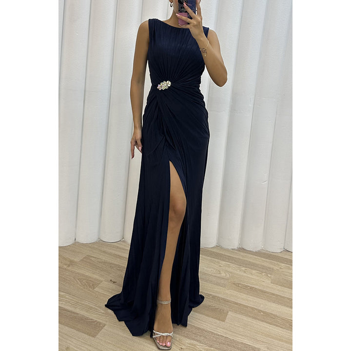 Dame aftenkjole med elegant drapering og off-shoulder udseende Stiila
