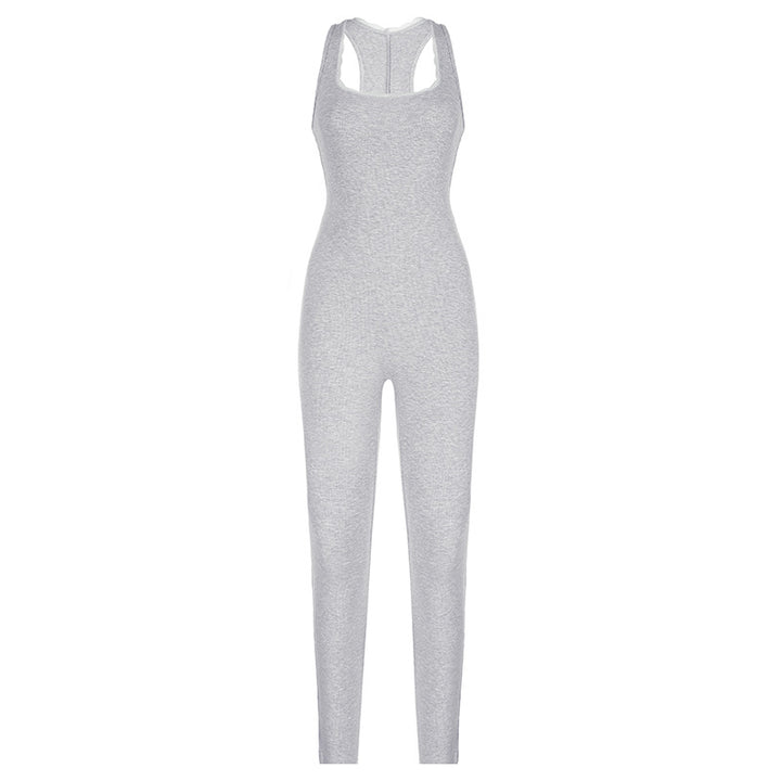 Dame figursyet jumpsuit med smalle stropper og glat finish Skovae