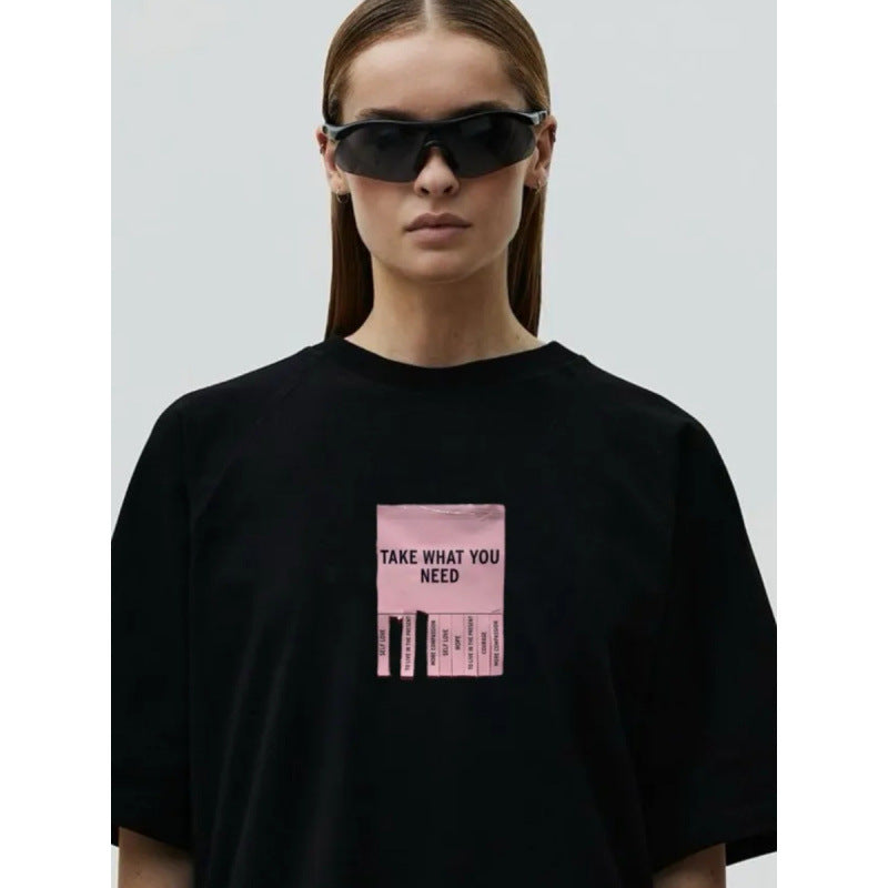 Dame T-shirt med kreativt statementsprint Stilla