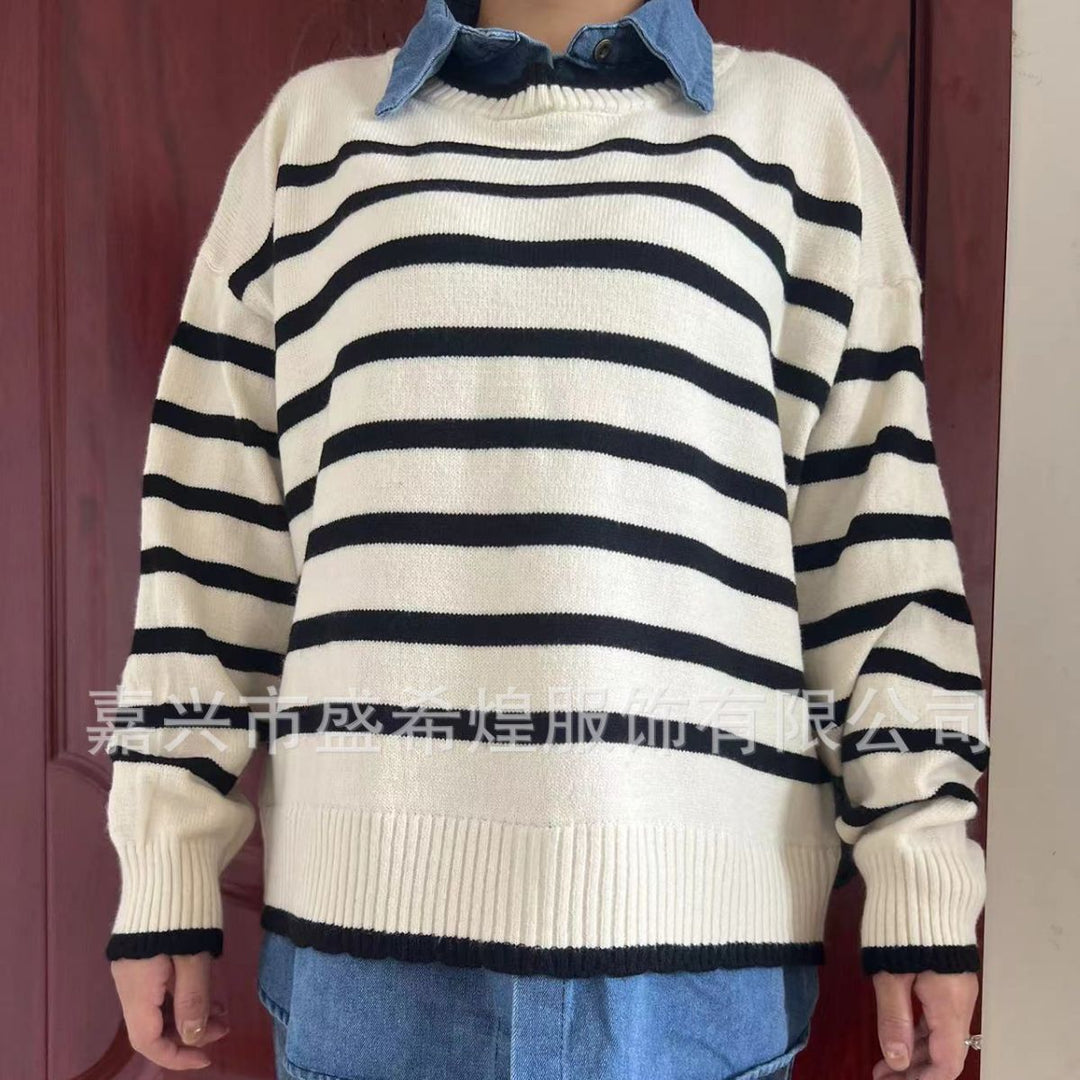 Femme Stribet Striktrøje med Denim-Krave Stilla