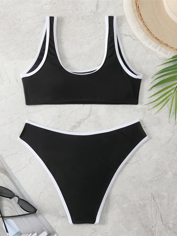 Femme Sporty To-delt Badedragt med Kontrastkant Stilla