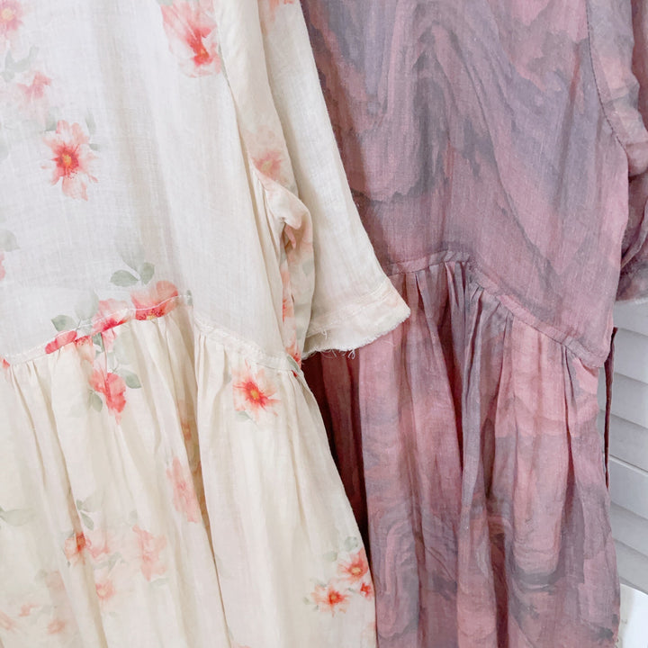 Femme Let Blomstret Midi Kjole Stilla