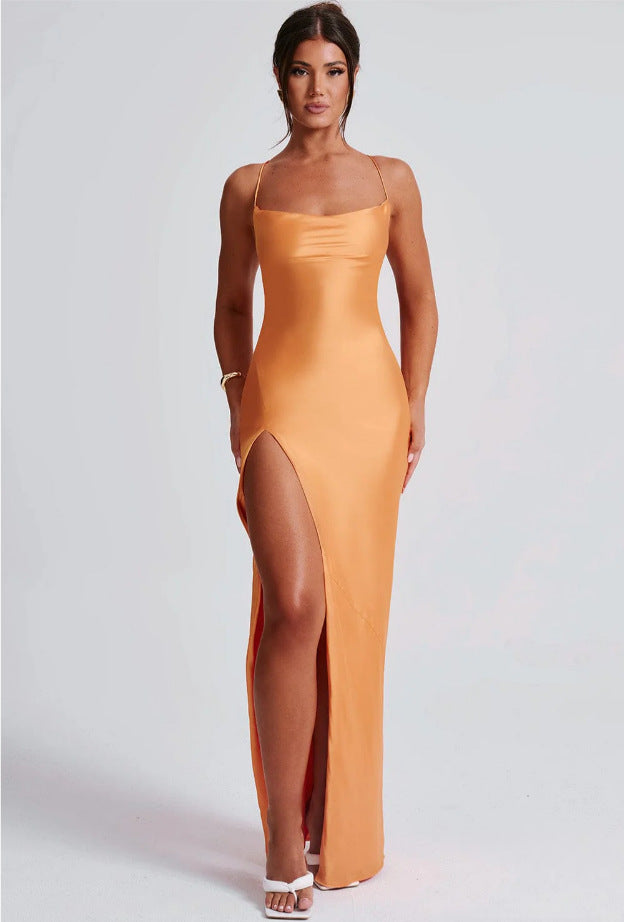 Dame elegant maxikjole med off-shoulder design og sidelids Stilla