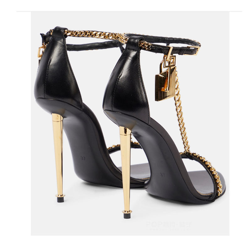 Femme High-Fashion Stiletter med kæde detaljer Stilla