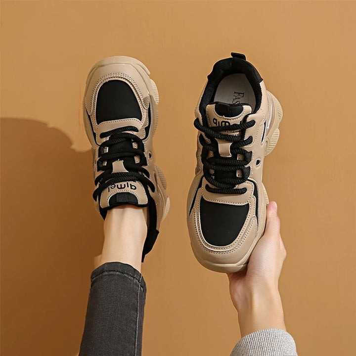 Dame Sporty Chunky Sneakers med åndbart overmateriale og dæmpende sål Stilla