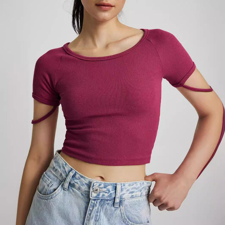 Dame kortærmet tætsiddende crop-top med rund halsudskæring Skovae