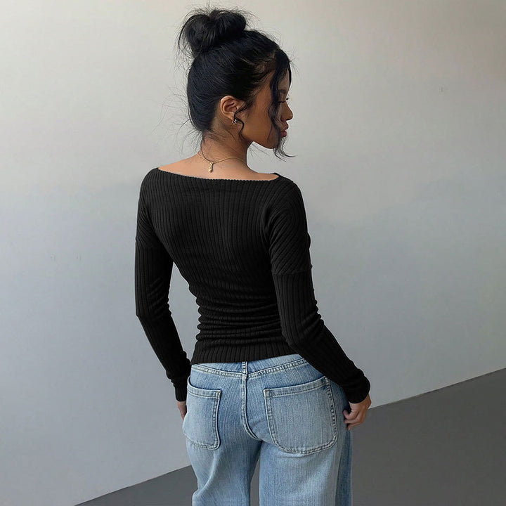 Kvinders langærmet skjorte med off-the-shoulder pasform og elegant samling Stilla