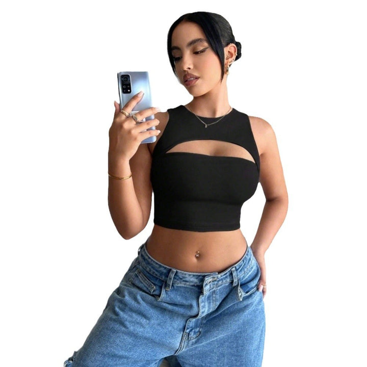 Kvindernes Cropped Top med Fashionable Cut-Out og Figurformende Design Stilla