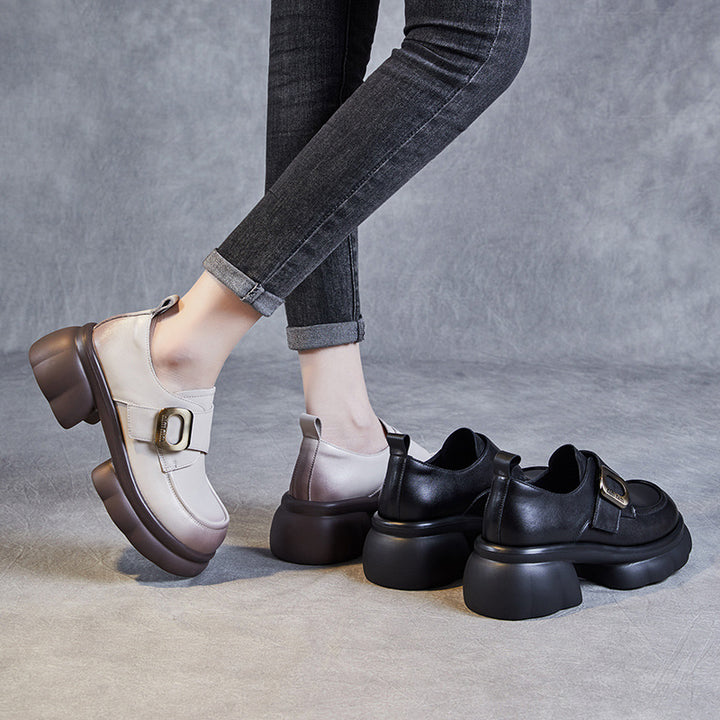 Dame Chunky Platform Slipper med dekorativ spænde Stilla