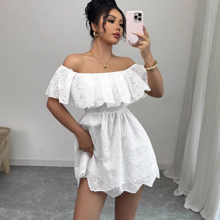 Dame Off-Shoulder Floral Broderet Mini-Kjole Stilla