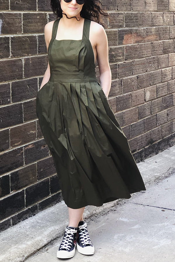 Stilla | Halter Square Neck Tilbagefri Midi Kjole