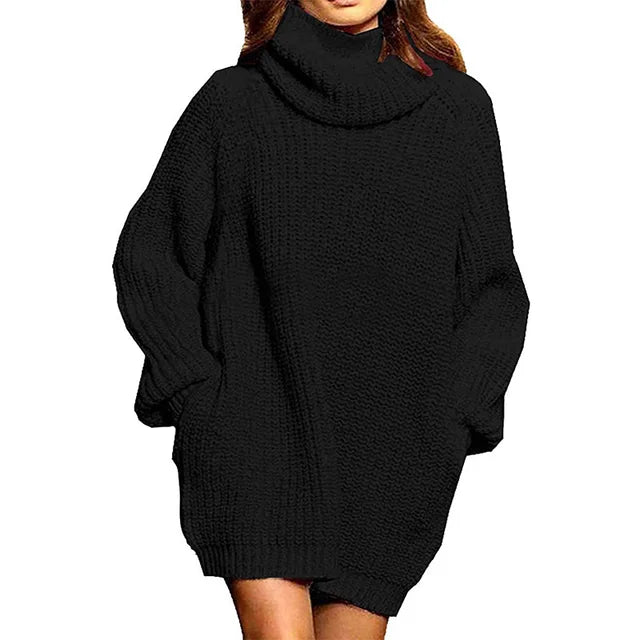 Stilla | Oversized Pullover med Rullekrave i Strik med Lange Ærmer og Lommer