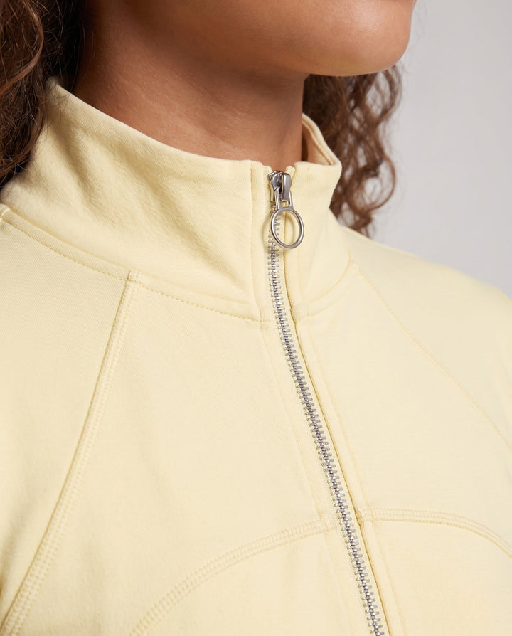 Product 15847615988042 - close_up_detail
