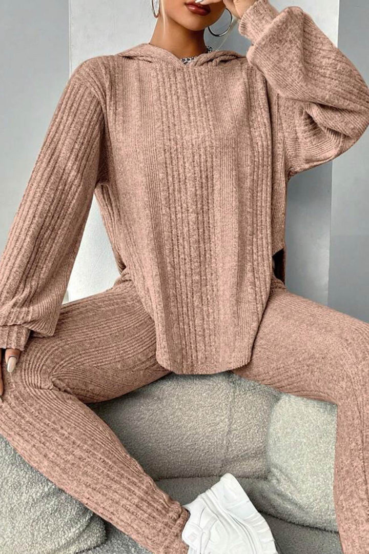 Stilla | Ensemble Leggings med hætte, ribbet split og afrundet kant