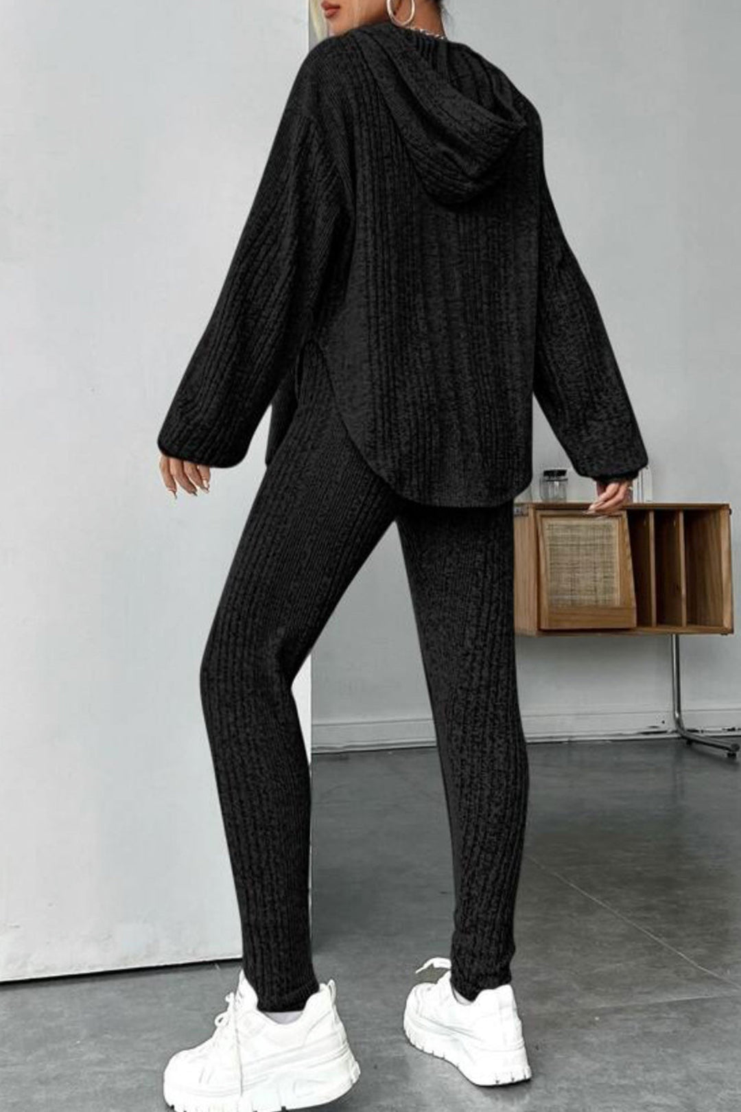 Stilla | Ensemble Leggings med hætte, ribbet split og afrundet kant
