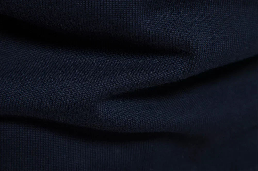 Stilla | Strikpullover med Kvart Lynlås - Elegant Fint Strik til Erhvervsliv & Fritid