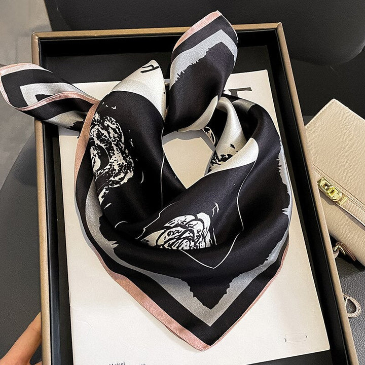 Stilla | Square 100% Silke Dekoration Chic Kvinde