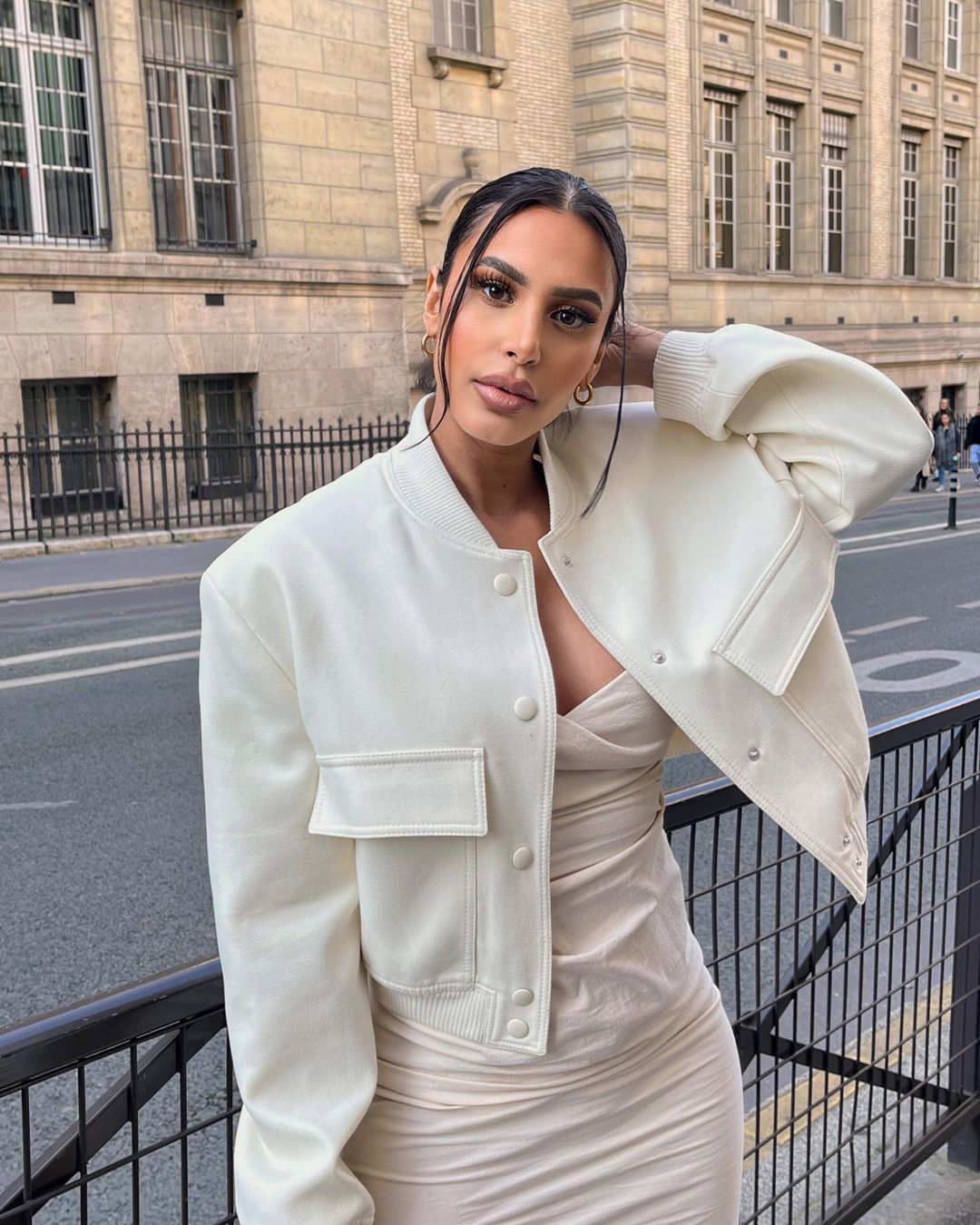 Stilla | Elegant, Kort Flyverjakke Til Damer, Streetwear-stil