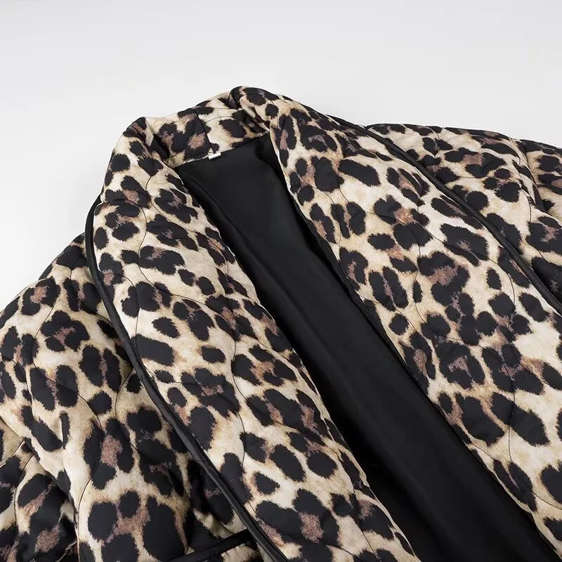 Stilla | Elegant Damjakke Med Leopardmønster