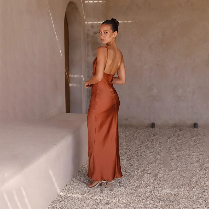 Stilla | Elegant Langt Satin Kjole