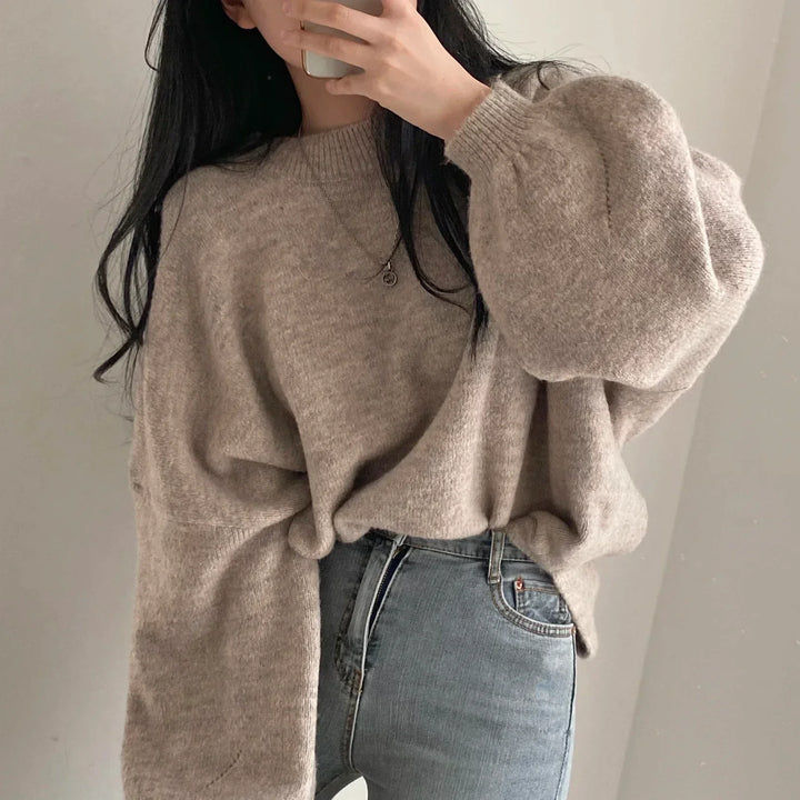 Stilla | Elegant trøje med moderigtig accent