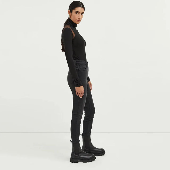 Stilla | Elegant Langærmet Top