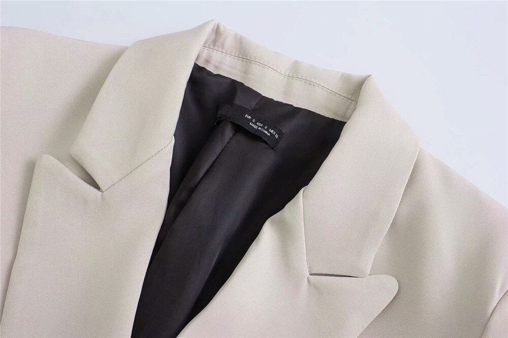 Stilla | Feminint Blazer-Look