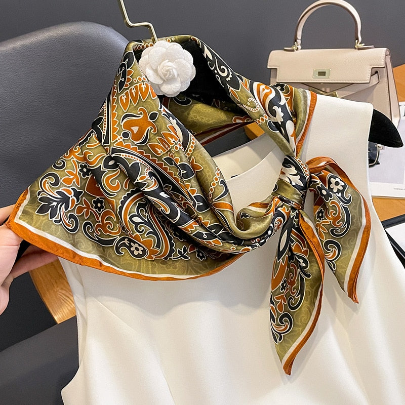 Stilla | Square 100% Silke Dekoration Chic Kvinde