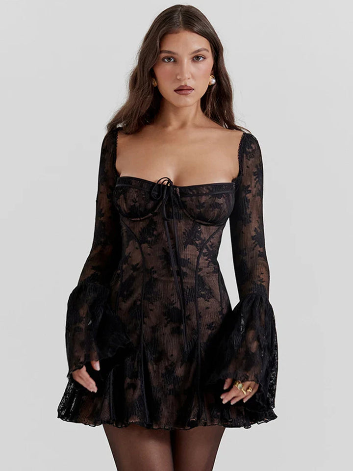 Stilla | Square Neck Lace Flare Sleeve Mini Kjole