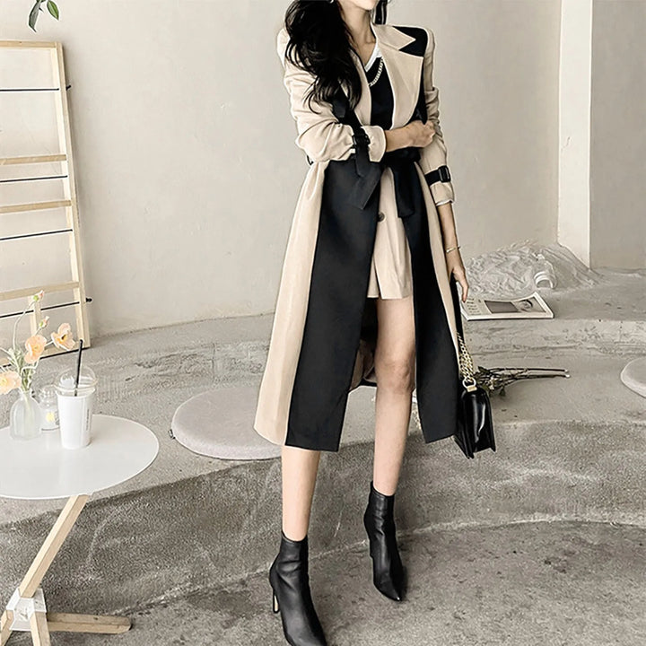 Stilla | Trenchcoat i uld-patchwork