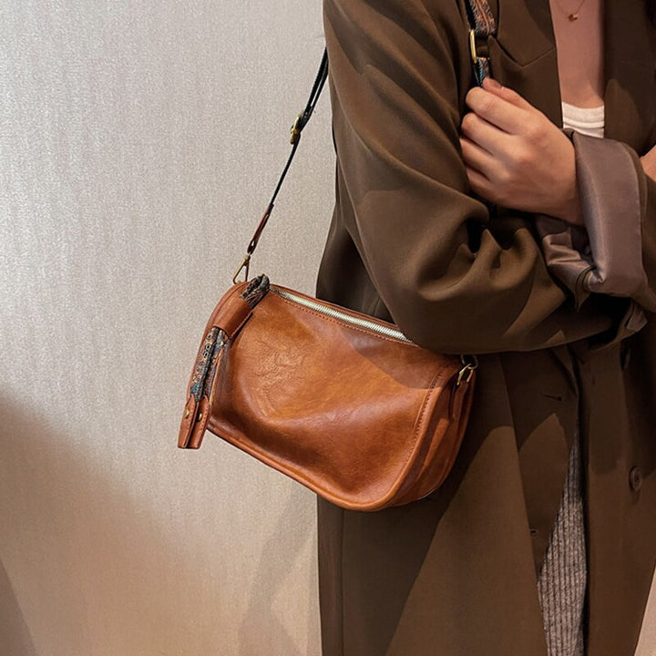 Stilla | Crossbody taske med grafisk mønster