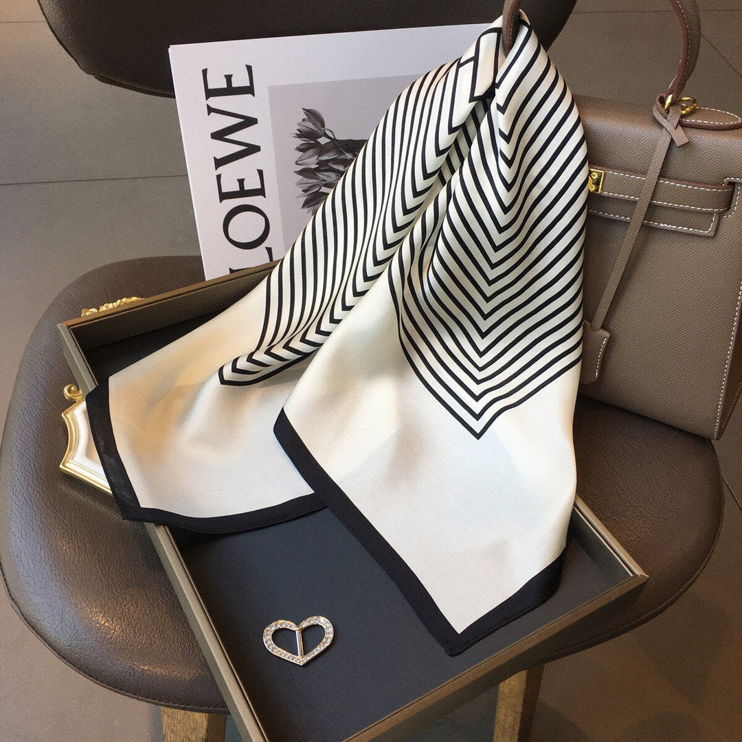 Stilla | 100% Moderne Silke Kvadrat Til Kvinder