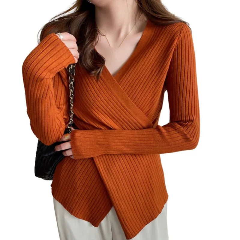 Stilla | Sweater til kvinder i strik med lange ærmer og V-hals