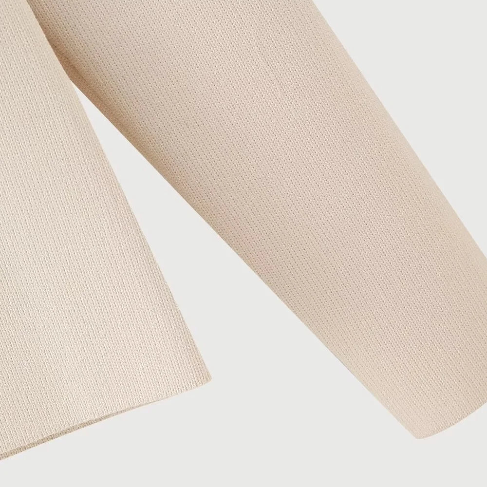 Stilla | Asymmetrisk sweater med moderne snit