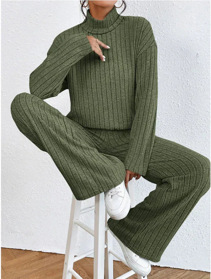 Stilla | Buks Og Sweater Med Rullekrave Til Kvinder
