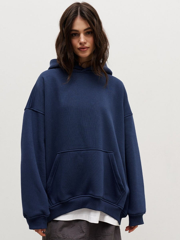 Stilla | Efterårs Hoodie Til Kvinder, Afslappet Og Smart, Med En Praktisk Frontlomme.